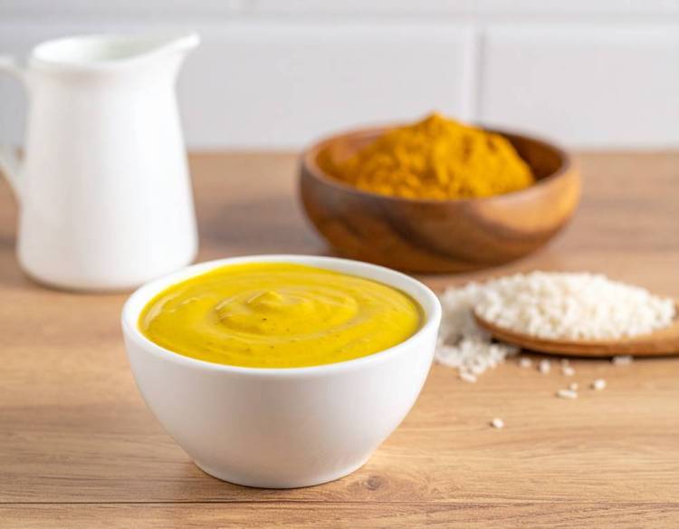 Klassische Currysauce – Einfaches Grundrezept - Dilos Kitchen