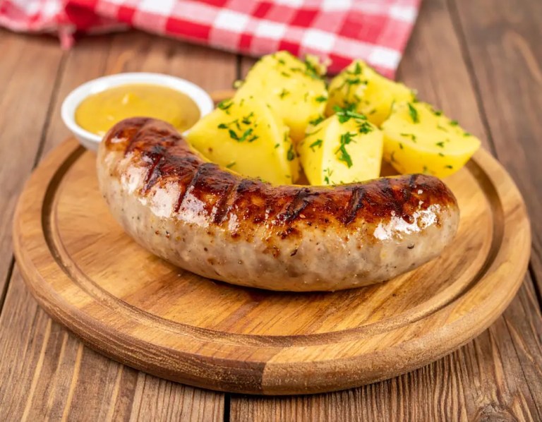 Rinderbratwurst im Airfryer | Bratuwurst in der Heissluftfritteuse bei Dilos Kitchen